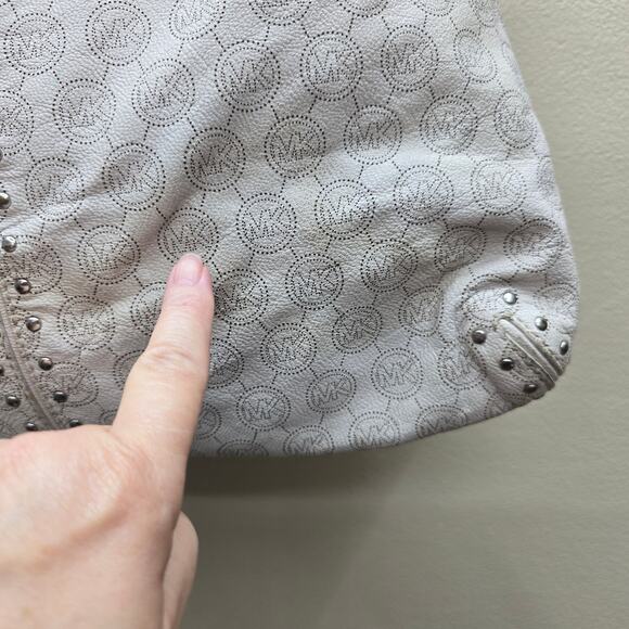 Michael Kors Signature Astor Studded Hobo Bag Shoulder Bag Beige Stain - Picture 5 of 13